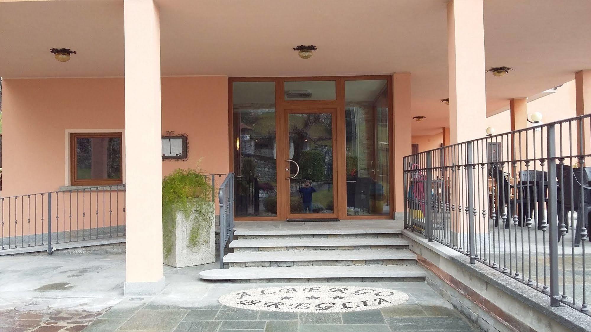 Albergo Breglia Plesio Eksteriør billede